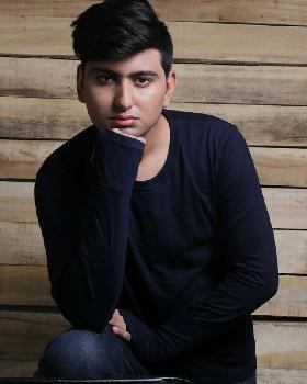 Ashish Giri portfolio image3